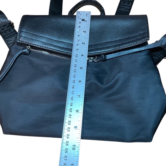 BOTKIER NEW YORK Trigger Mini Black Backpack Nylon & Vegan Leather - Picture 7 of 12